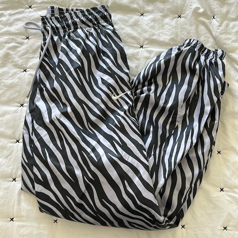 Nike Lounge Pants